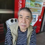 中庭へ散歩に行きました。